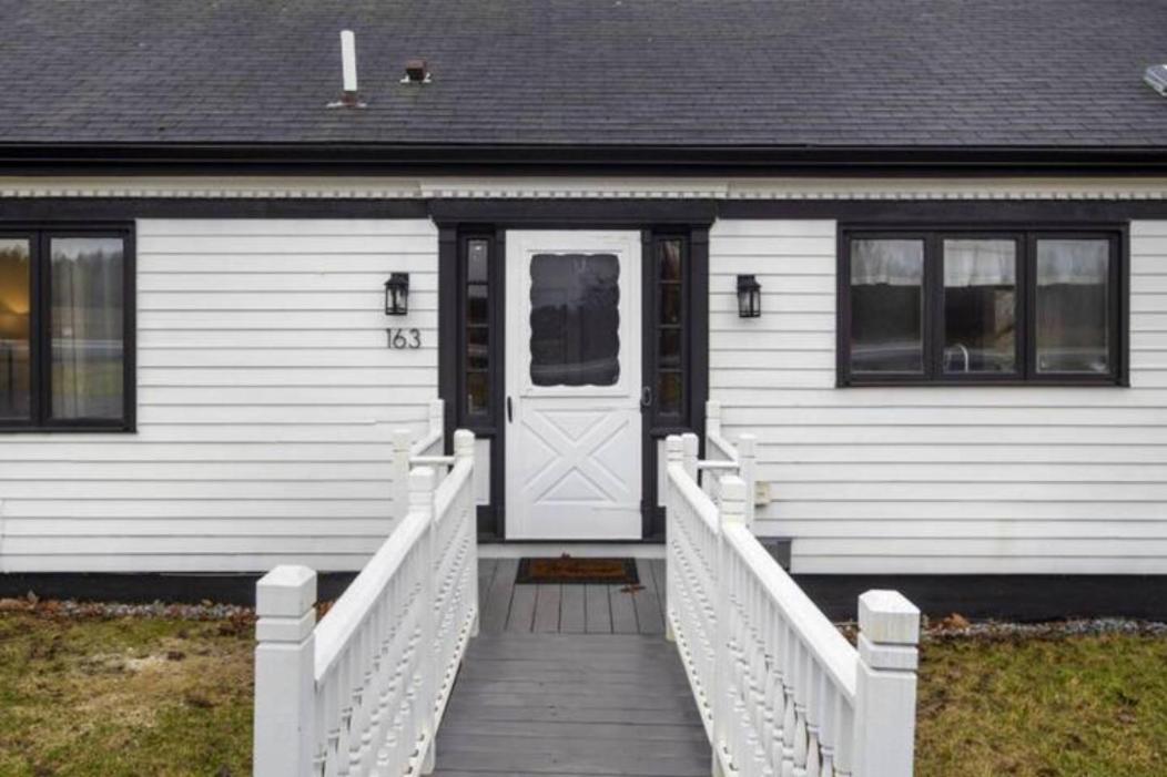 Cayuga Bungalow On Lake—Sleeps 13—Outdoor Firepit Lansing Buitenkant foto