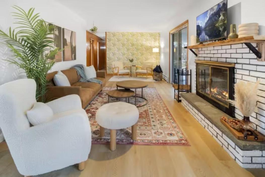 Cayuga Bungalow On Lake—Sleeps 13—Outdoor Firepit Lansing Buitenkant foto